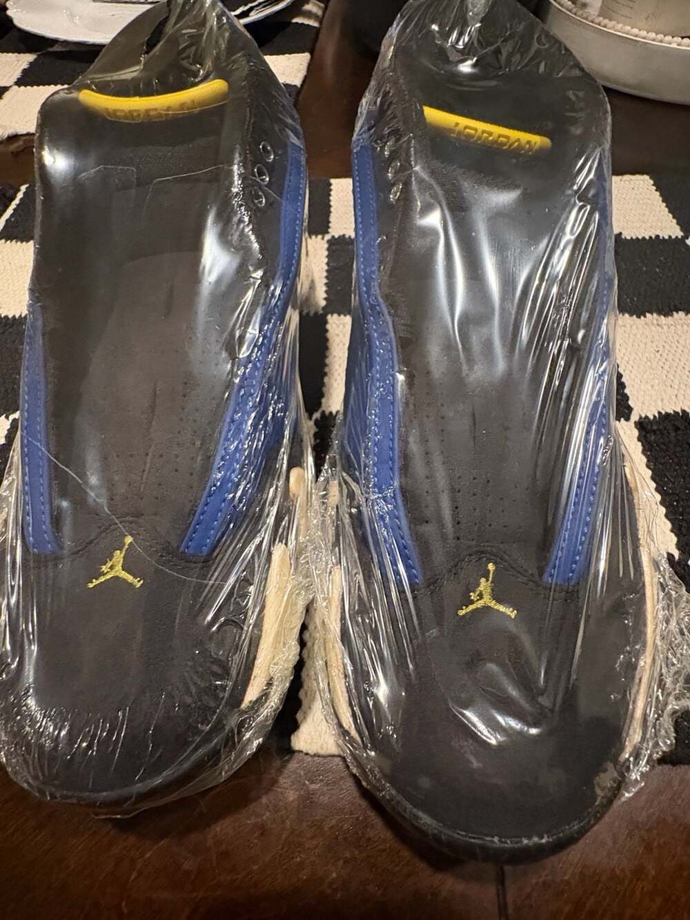 Air Jordan 14 Retro Low 'Laney' 2015 - Picture 3 of 6